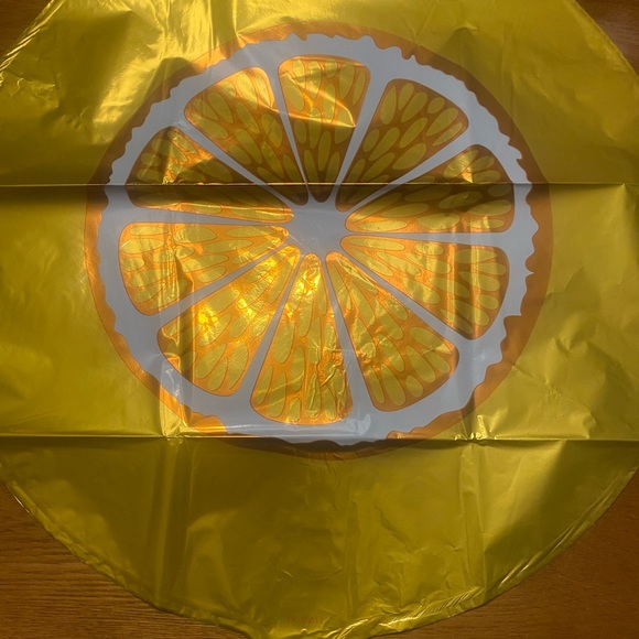 Little cutie party decorations - Picture 2 of 6